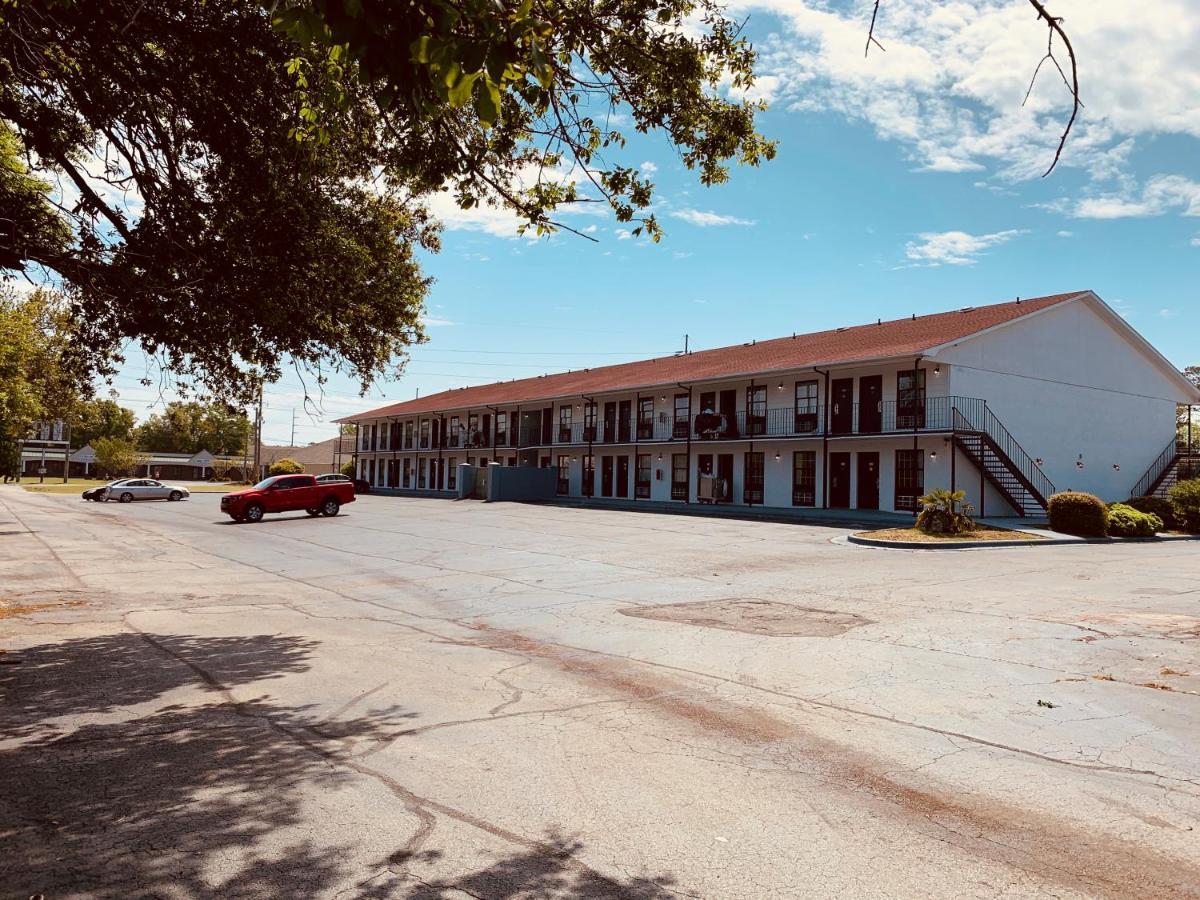 Econo Lodge Crystal Coast Моргед-Сіті Екстер'єр фото
