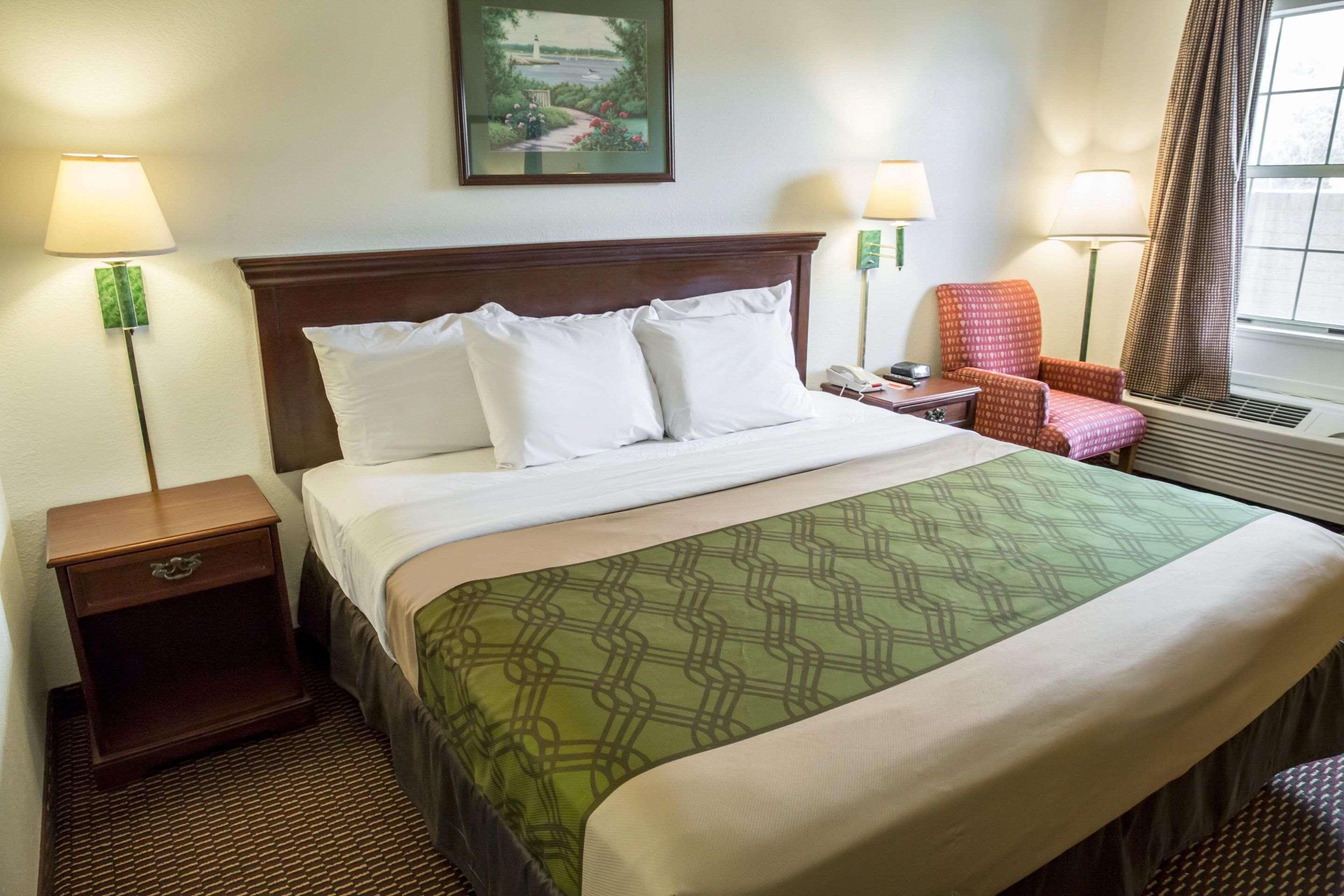 Econo Lodge Crystal Coast Моргед-Сіті Екстер'єр фото