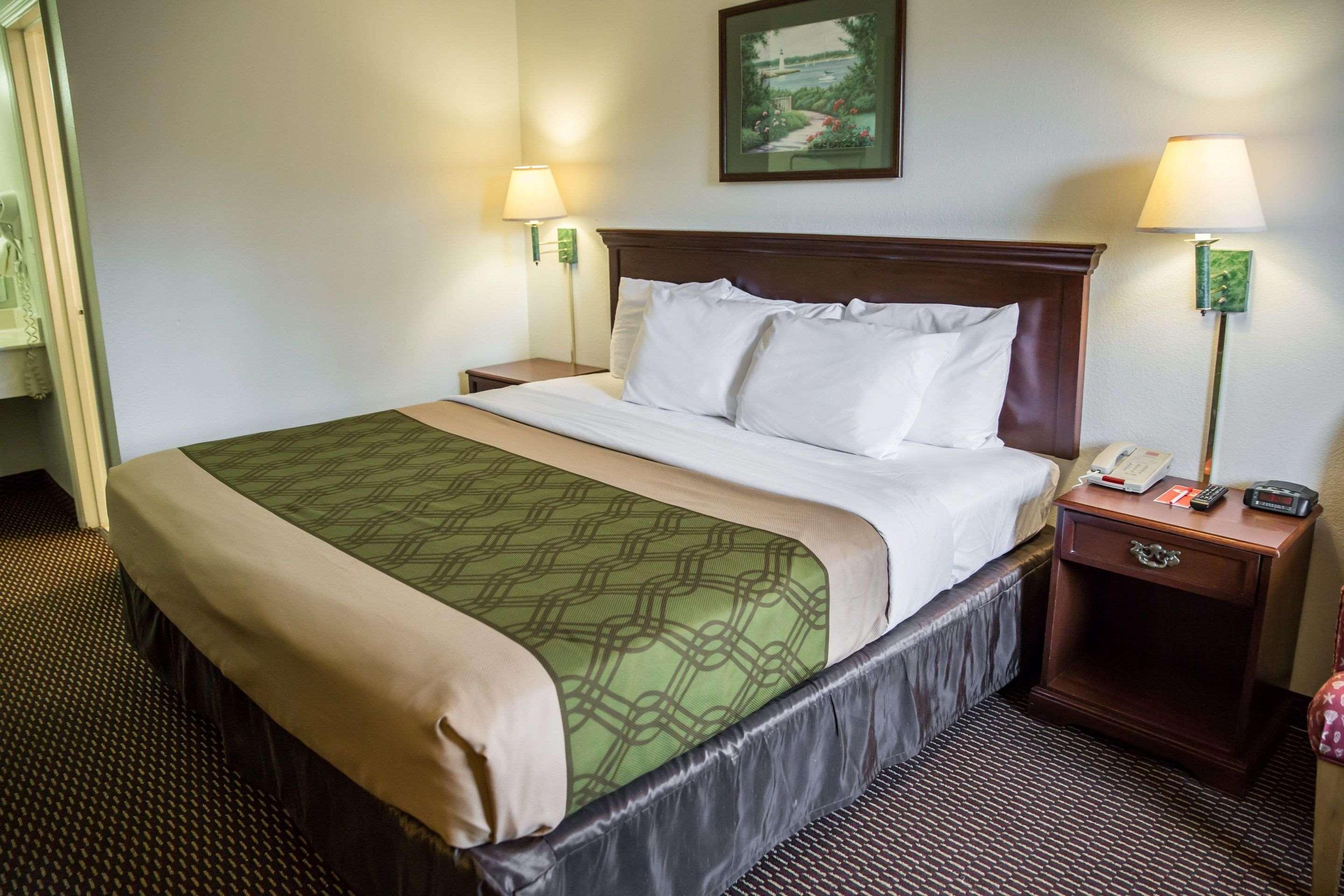 Econo Lodge Crystal Coast Моргед-Сіті Екстер'єр фото