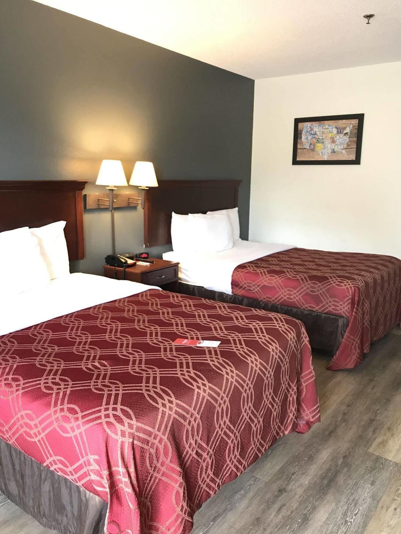 Econo Lodge Crystal Coast Моргед-Сіті Екстер'єр фото